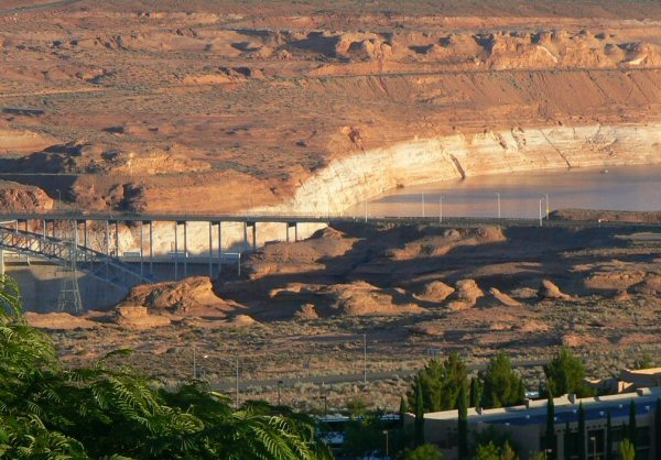 Vue sur le barrage